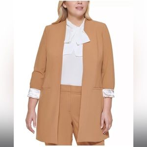 Calvin Klein: Oversized Rolled Cuff Blazer